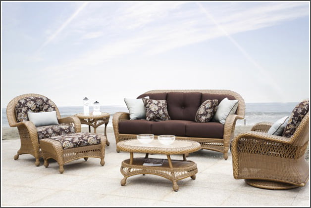 Island Collection - Loveseat Glider 55" x 35" x 38"