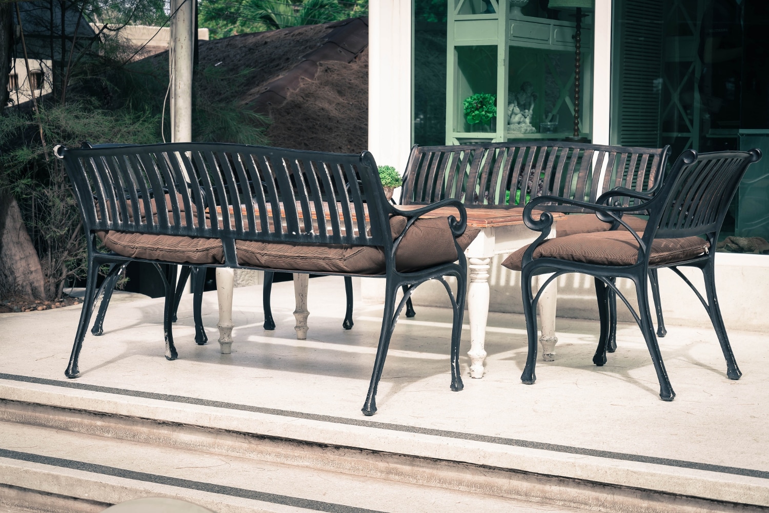 patio chairs